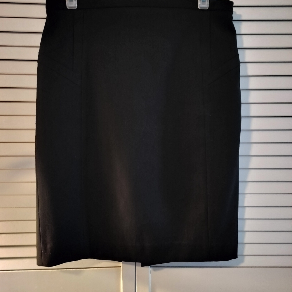 Black pencil skirt